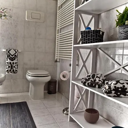 Modern Halfway Between Milan And Apartment Cogliate